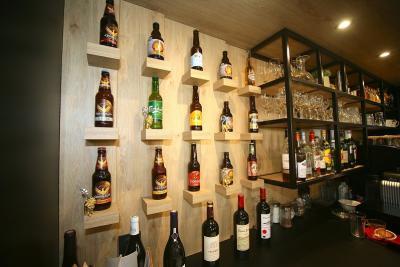 Enlarge image, modal window