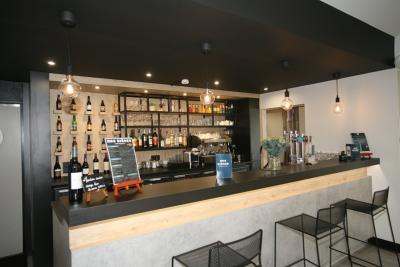 Enlarge image, modal window