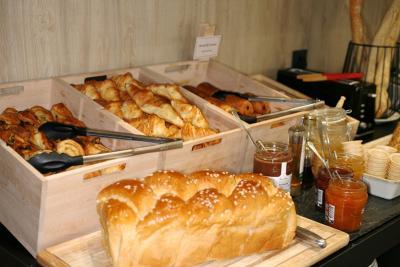 Enlarge image, modal window