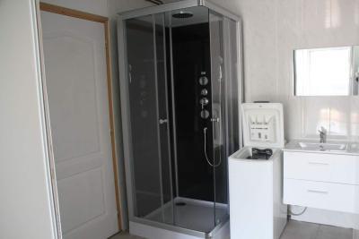 Enlarge image, modal window