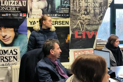 Enlarge image, modal window