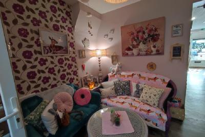 Enlarge image, modal window