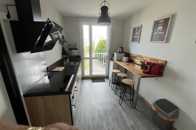 Enlarge image, modal window