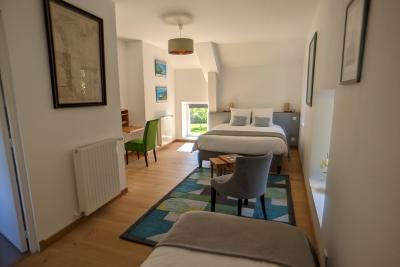 Enlarge image, modal window