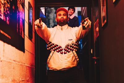 Enlarge image, modal window