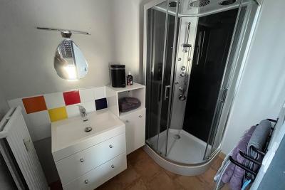 Enlarge image, modal window