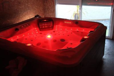 Enlarge image, modal window