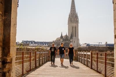 Enlarge image, modal window - Photo Caen