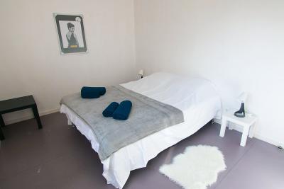 Enlarge image, modal window