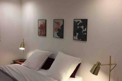 Enlarge image, modal window