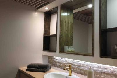 Enlarge image, modal window