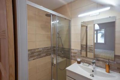 Enlarge image, modal window