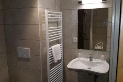 Enlarge image, modal window