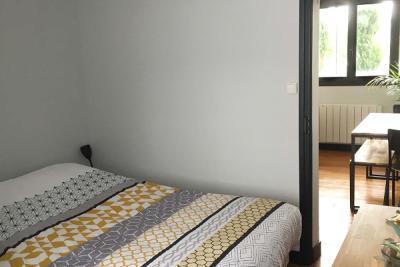 Enlarge image, modal window