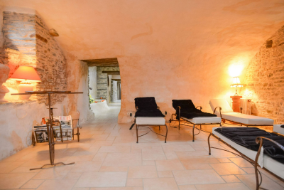 Enlarge image, modal window