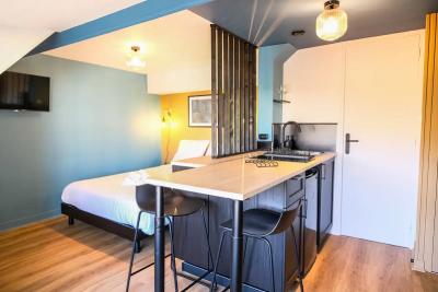 Enlarge image, modal window