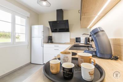 Enlarge image, modal window