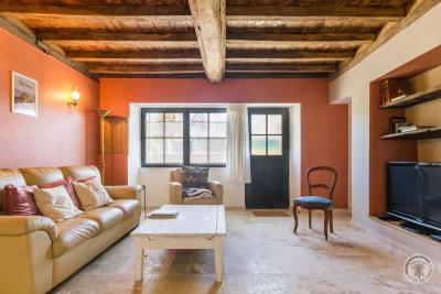 Enlarge image, modal window