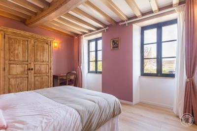 Enlarge image, modal window