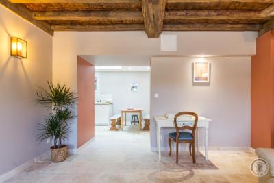 Enlarge image, modal window