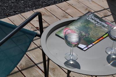 Enlarge image, modal window