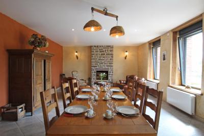 Enlarge image, modal window