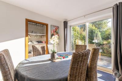 Enlarge image, modal window