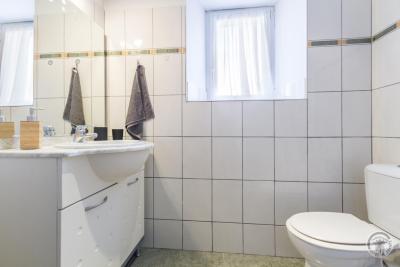 Enlarge image, modal window