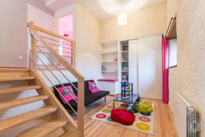 Enlarge image, modal window