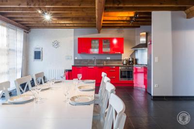 Enlarge image, modal window