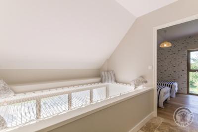 Enlarge image, modal window