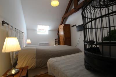 Enlarge image, modal window