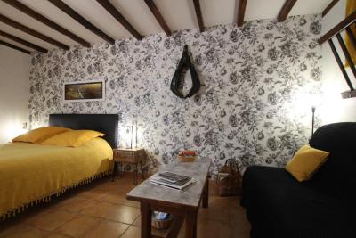 Enlarge image, modal window