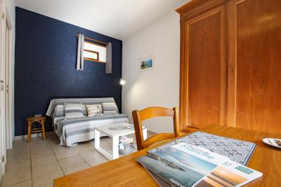 Enlarge image, modal window