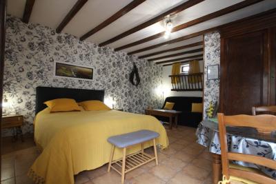 Enlarge image, modal window