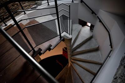 Enlarge image, modal window