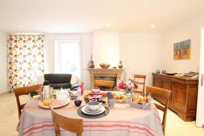 Enlarge image, modal window