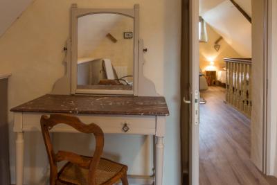 Enlarge image, modal window