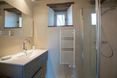 Enlarge image, modal window