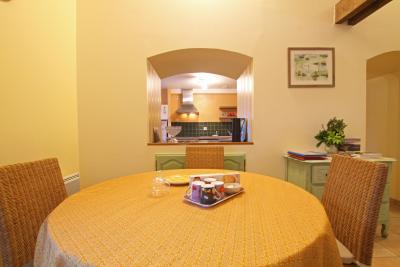 Enlarge image, modal window