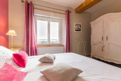 Enlarge image, modal window