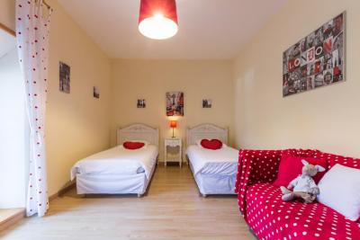 Enlarge image, modal window