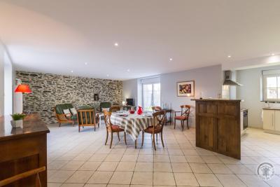 Enlarge image, modal window