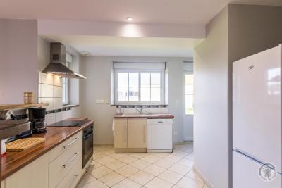 Enlarge image, modal window