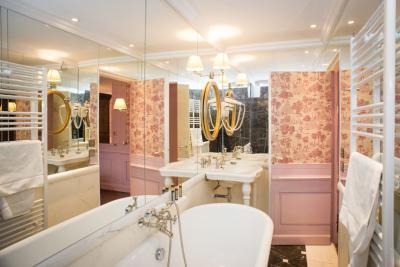 Enlarge image, modal window