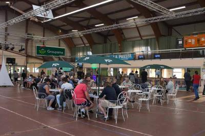 Enlarge image, modal window