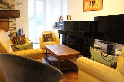 Enlarge image, modal window