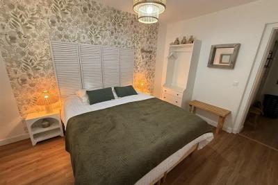 Enlarge image, modal window