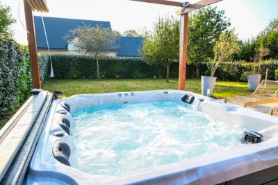 Enlarge image, modal window