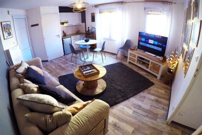 Enlarge image, modal window